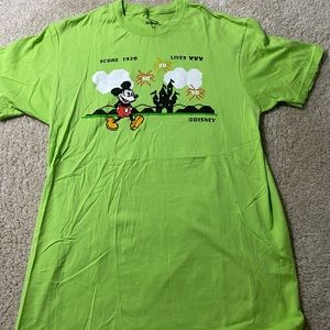 Green Disney Tshirt Mens Medium